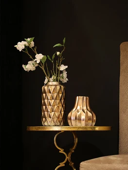 Gėlių vazos, gėlių menas, gyvenamasis kambarys, vazos, dekoratyvinės kūrybiškumą, vazos, keramika imitacija gėlių ornamentais